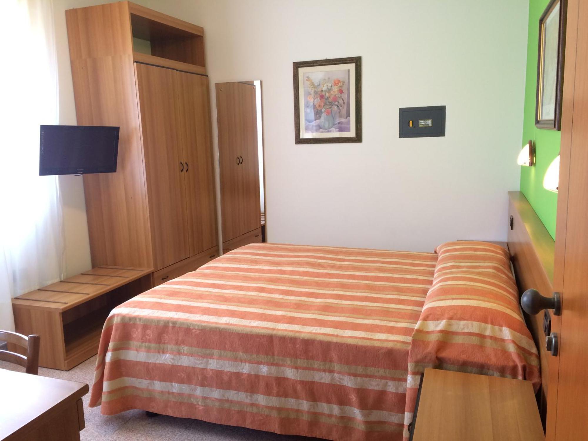 Hotel Angelo Caorle Bagian luar foto
