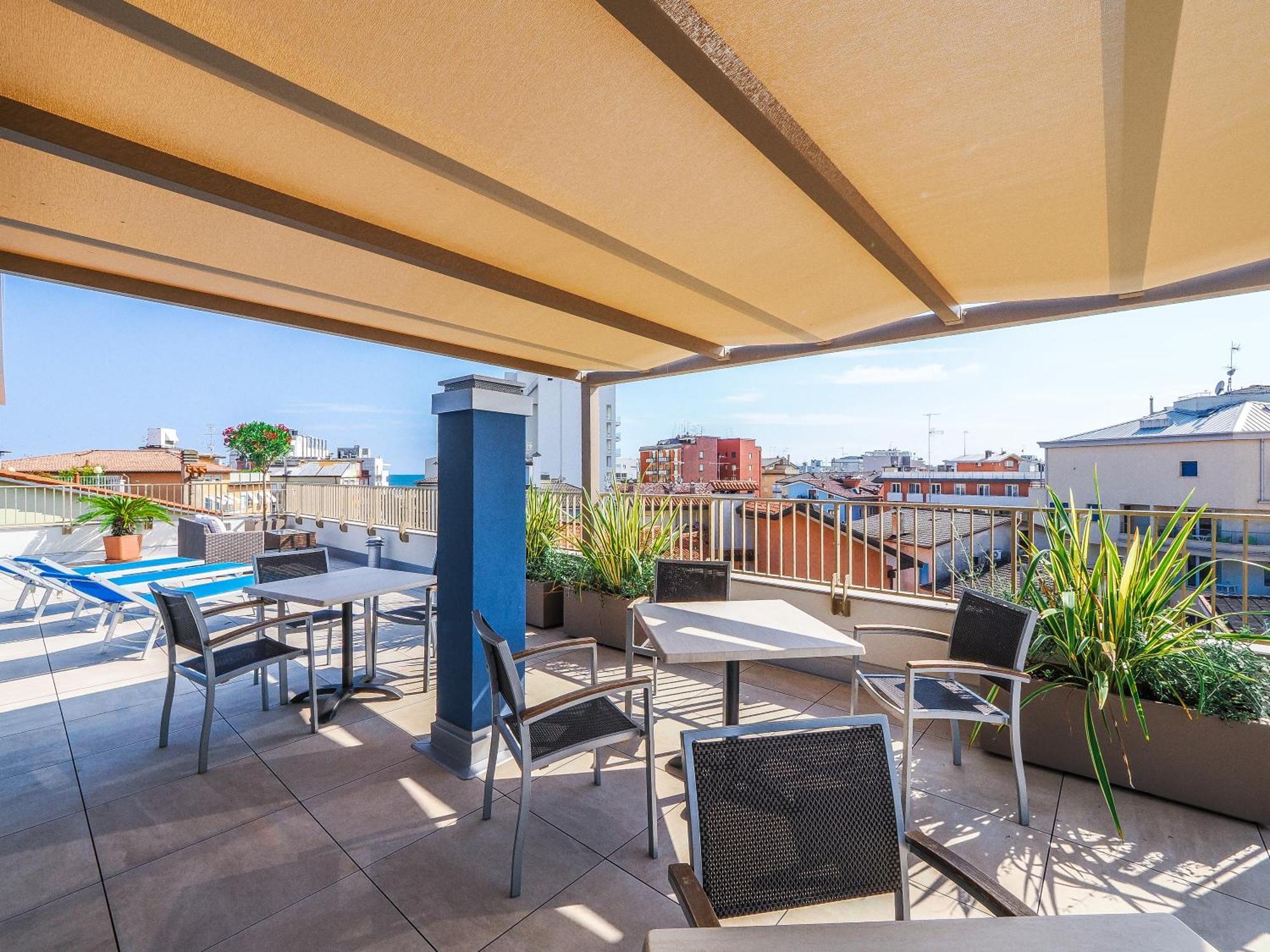 Hotel Angelo Caorle Bagian luar foto